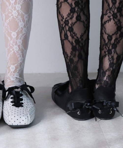 VIVIAN（ヴィヴィアン）の「レースアップバレリーナスニーカー（スニーカー・レディース・ホワイト×レッド/ブラック・LL/L/M/S）」の19枚目の写真