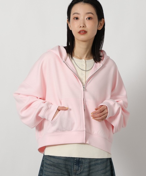 LAKOLE（ラコレ）の「ショートダンボールZIPパーカー / 643749（パーカー・レディース・ブラック/グレー/ネイビー/ピンク・FREE）」の4枚目の写真