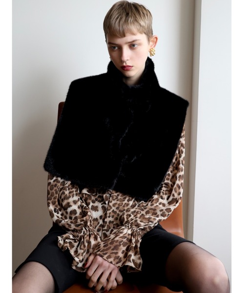 MINK LIKE NECK WARMER VEST