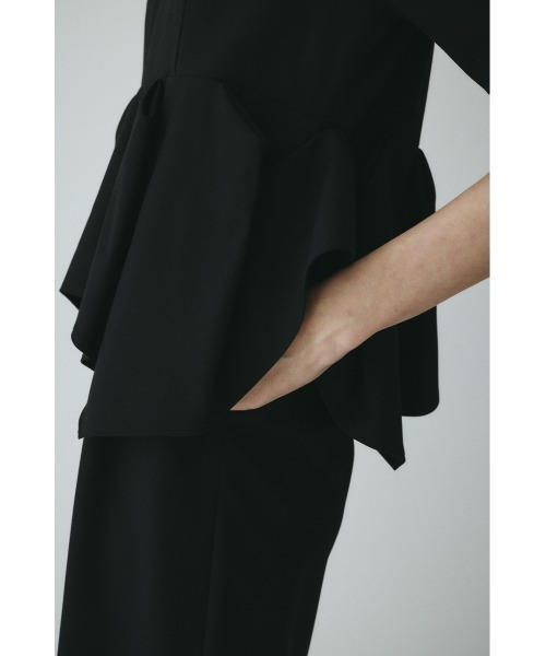 HeRIN.CYE(ヘリンドットサイ)の「CLO Peplum dress クロペプラムドレス(ワンピース・レディース・ブラック・36/38)」の2枚目の写真