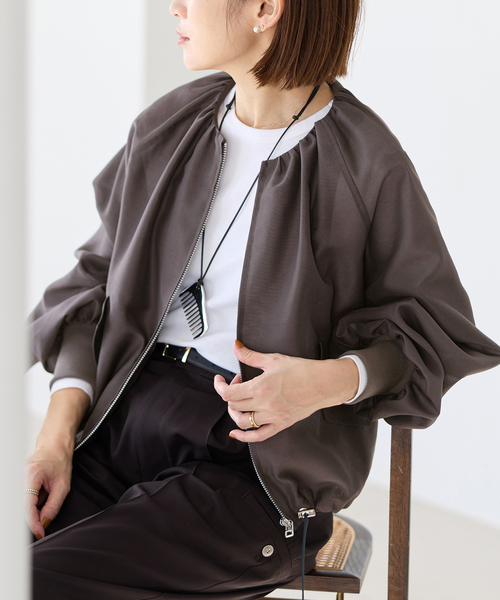 IENA（イエナ）の「《一部カラーWEB限定/新色あり/追加2》ウォッシャブル シアーノーカラーブルゾン（その他アウター・レディース・チャコールグレー/ベージュ/ネイビー・FREE）」の8枚目の写真