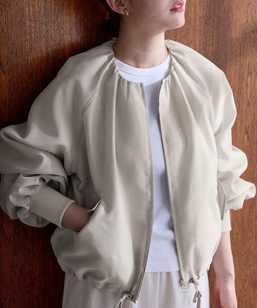 IENA（イエナ）の「《一部カラーWEB限定/新色あり/追加2》ウォッシャブル シアーノーカラーブルゾン（その他アウター・レディース・チャコールグレー/ベージュ/ネイビー・FREE）」の13枚目の写真