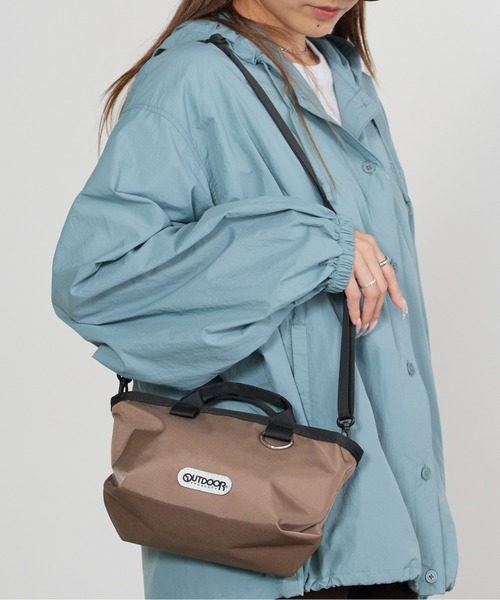 OUTDOOR PRODUCTS（アウトドアプロダクツ）の「OUTDOOR PRODUCTS/アウトドアプロダクツ Boat Shaped Mini Bag 2WAY ボートショルダーバッグ カラバリ豊富 2026年春夏（ショルダーバッグ・レディース・ブラック/ブラウン/ピンク/ドット・FREE）」の5枚目の写真