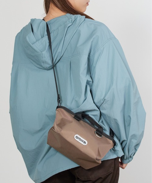 OUTDOOR PRODUCTS（アウトドアプロダクツ）の「OUTDOOR PRODUCTS/アウトドアプロダクツ Boat Shaped Mini Bag 2WAY ボートショルダーバッグ カラバリ豊富 2026年春夏（ショルダーバッグ・レディース・ブラック/ブラウン/ピンク/ドット・FREE）」の6枚目の写真