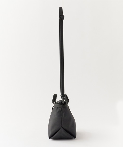 OUTDOOR PRODUCTS（アウトドアプロダクツ）の「OUTDOOR PRODUCTS/アウトドアプロダクツ Boat Shaped Mini Bag 2WAY ボートショルダーバッグ カラバリ豊富 2026年春夏（ショルダーバッグ・レディース・ブラック/ブラウン/ピンク/ドット・FREE）」の17枚目の写真