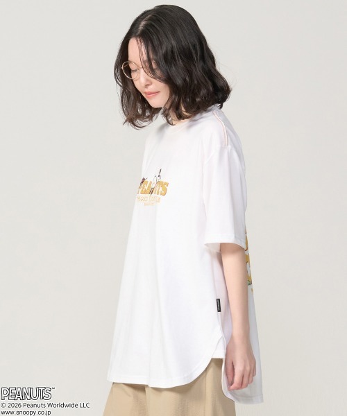 KRIFF MAYER Lady's Collection(クリフメイヤーレディースコレクション)の「【接触冷感・吸水速乾・毛玉防止】スヌーピーAラインT(Tシャツ/カットソー・レディース・チャコール/イエロー/ネイビー/ライトグリーン/カラフル/オフホワイト・MEDIUM/LARGE)」の10枚目の写真