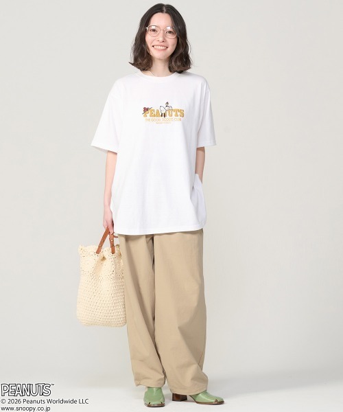 KRIFF MAYER Lady's Collection(クリフメイヤーレディースコレクション)の「【接触冷感・吸水速乾・毛玉防止】スヌーピーAラインT(Tシャツ/カットソー・レディース・チャコール/イエロー/ネイビー/ライトグリーン/カラフル/オフホワイト・MEDIUM/LARGE)」の11枚目の写真