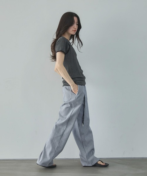 feepur(フェピュール)の「配色リンガーキャミsetTee(Tシャツ/カットソー・レディース・アイボリー/チャコールグレー・MEDIUM)」の4枚目の写真