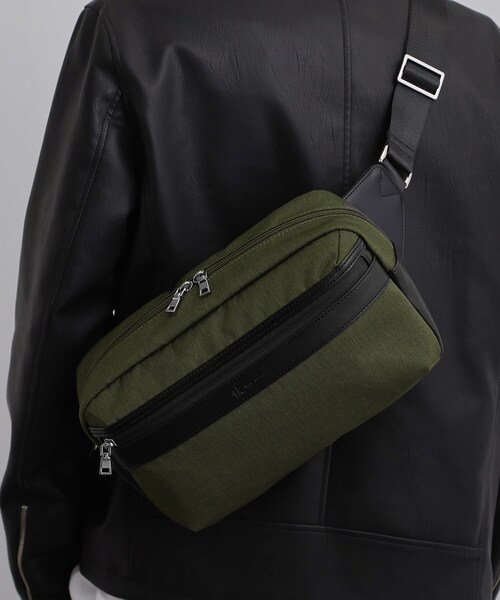 tk.TAKEO KIKUCHI(ティーケータケオキクチ)の「【保冷】レクタングルボディバッグ(ボディバッグ/ウエストポーチ・メンズ・チャコールグレー/ダークグリーン/ネイビー・00)」の13枚目の写真