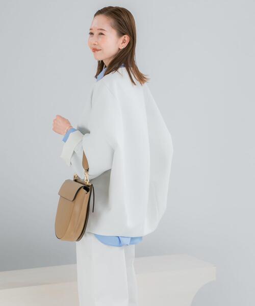 URBAN RESEARCH ROSSO WOMEN（アーバンリサーチ　ロッソ）の「『一部別注カラー』ELENDEEK　FORM SHORT COAT（ノーカラージャケット・レディース・ネイビー/ライトブルー/オフホワイト・FREE）」の5枚目の写真