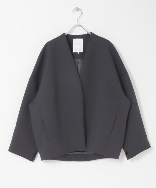 URBAN RESEARCH ROSSO WOMEN（アーバンリサーチ　ロッソ）の「『一部別注カラー』ELENDEEK　FORM SHORT COAT（ノーカラージャケット・レディース・ネイビー/ライトブルー/オフホワイト・FREE）」の18枚目の写真