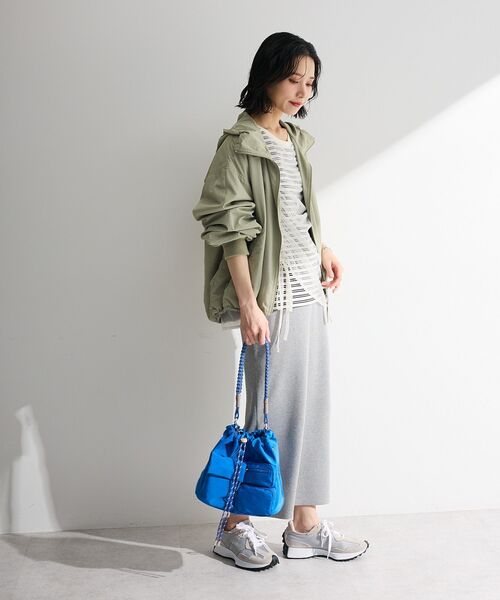 Green　Parks（グリーンパークス）の「撥水加工フード付ブルゾン（ブルゾン・レディース・カーキ/ホワイト系その他2/グレー・FREE）」の18枚目の写真