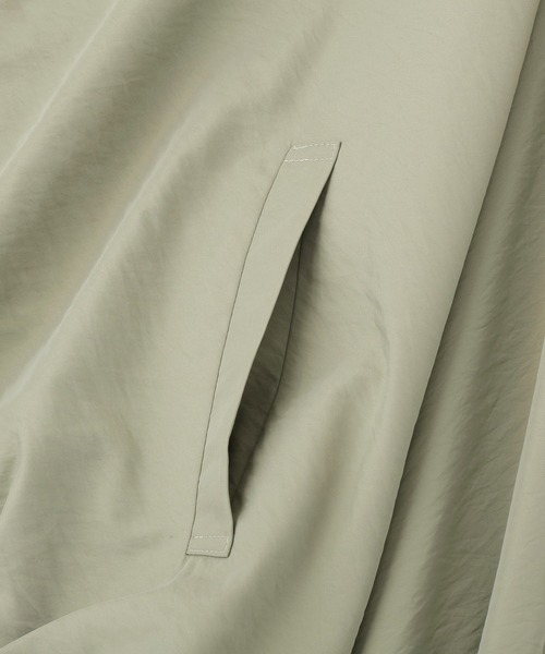 Green　Parks（グリーンパークス）の「撥水加工フード付ブルゾン（ブルゾン・レディース・カーキ/ホワイト系その他2/グレー・FREE）」の10枚目の写真