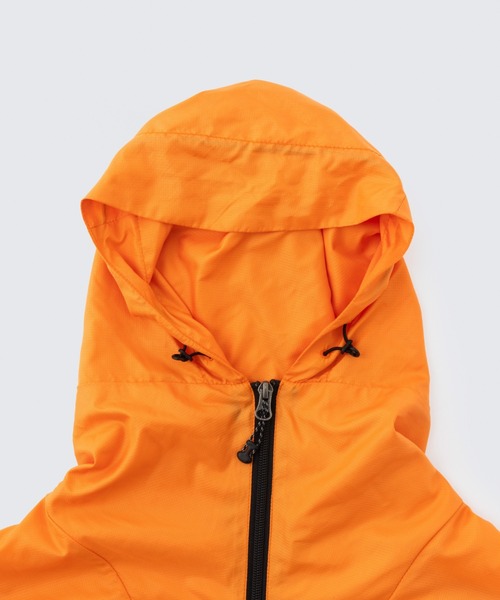 WILD THINGS(ワイルドシングス)の「パッカブルウィンドパーカー│PACKABLE WIND PARKA(ナイロンジャケット・メンズ・オレンジ/チャコールグレー/オリーブ/ブラック・XL/L/M/S)」の8枚目の写真