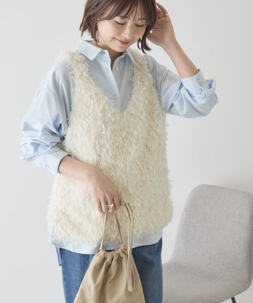 AMERICAN HOLIC（アメリカンホリック）の「【選べる丈】フェザーVネックベスト（ベスト・レディース・アイボリー/ライトブルー/チャコールグレー/オレンジ・L/M）」の11枚目の写真