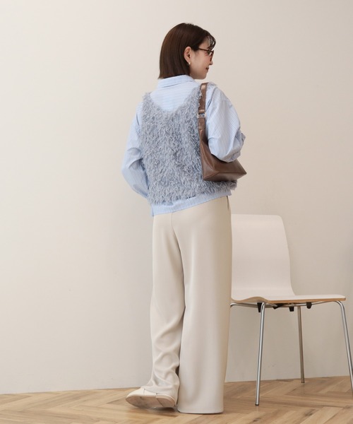 AMERICAN HOLIC（アメリカンホリック）の「【選べる丈】フェザーVネックベスト（ベスト・レディース・アイボリー/ライトブルー/チャコールグレー/オレンジ・L/M）」の6枚目の写真