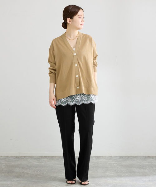 IENA(イエナ)の「《セットアップ対応/》カットジョーゼットスティックパンツ(スラックス・レディース・ブラック/ネイビー・38/36/34)」の3枚目の写真