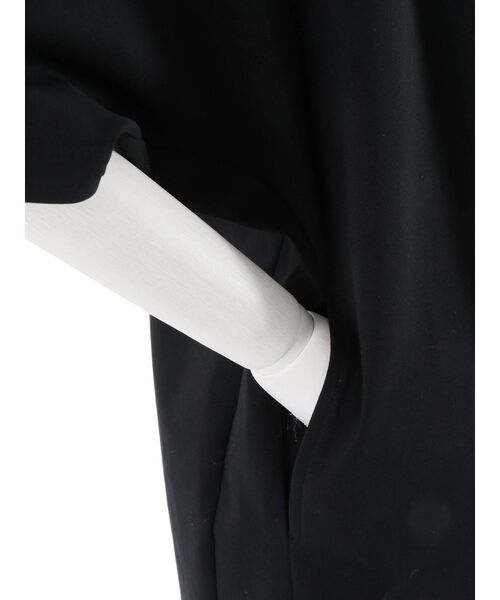 UN3D.（アンスリード）の「STRATUM ART PRINT T-SH / ストレイタムアートプリントTシャツ（Tシャツ/カットソー・レディース・ブラック/ホワイト・38/36）」の19枚目の写真