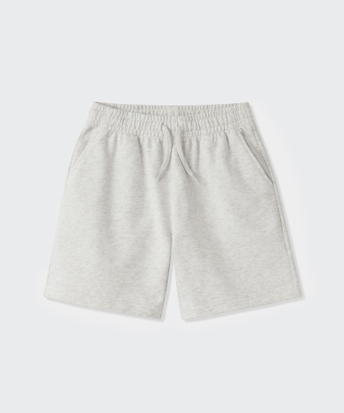 MUSINSA STANDARD KIDS（ムシンサスタンダードキッズ）の「ベーシックスウェットショーツ [オートミール]（その他パンツ・レディース・その他・100/110/120/130/140/150/160）」の2枚目の写真