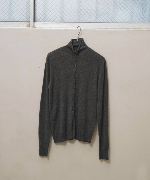 TODAYFUL(トゥデイフル)の「TODAYFUL Turtleneck Button Knit タートルネックボタンニット/12620510(ニット/セーター・レディース・チャコールグレー/ブラック・ONE SIZE)」の11枚目の写真