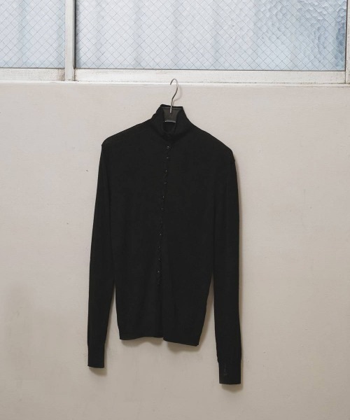 TODAYFUL(トゥデイフル)の「TODAYFUL Turtleneck Button Knit タートルネックボタンニット/12620510(ニット/セーター・レディース・チャコールグレー/ブラック・ONE SIZE)」の12枚目の写真