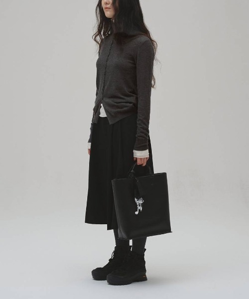 TODAYFUL(トゥデイフル)の「TODAYFUL Turtleneck Button Knit タートルネックボタンニット/12620510(ニット/セーター・レディース・チャコールグレー/ブラック・ONE SIZE)」の7枚目の写真