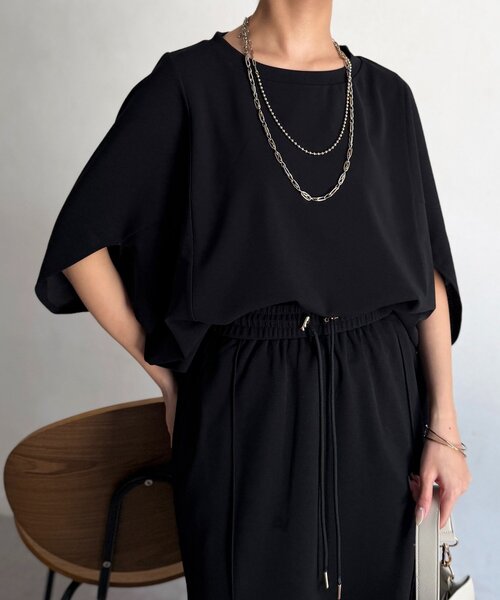 Chez toi（シェトワ）の「【二の腕カバー】【高コスパ高見え】梨地ヤッコスリーブプルオーバー（Tシャツ/カットソー・レディース・ブラック/グリーン/レッド/オフホワイト/ネイビー/ブルー/ブラウン/イエロー・FREE）」の20枚目の写真