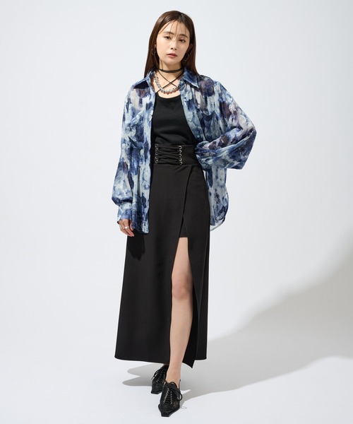 Ellno de Mavie(エルノデメヴィ)の「レースアップスリットロングスカート/インナーパンツ付き(スカート・レディース・ブラック/ネイビー・FREE)」の17枚目の写真