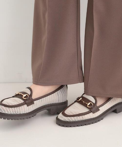 SHOO・LA・RUE（シューラルー）の「メッシュローファー（パンプス・レディース・ダークブラウン/ブラック・45/35）」の10枚目の写真