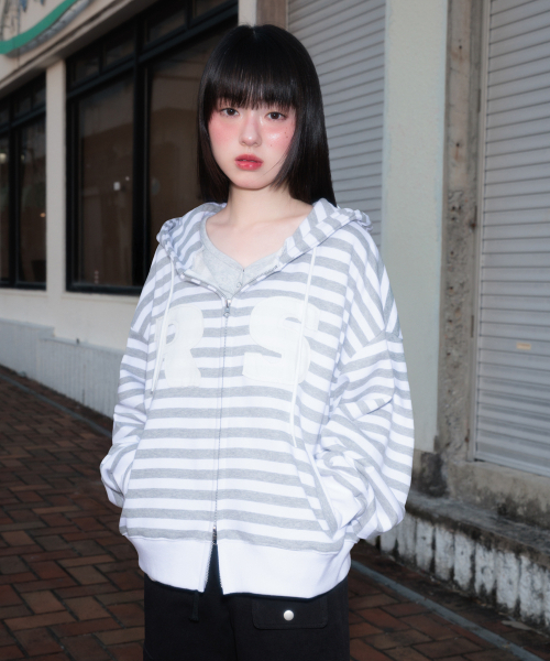 ROSEFRANTZ（ロゼフランツ）の「Patch Stripe Hood Zip-Up [Ivory]（パーカー・レディース・アイボリー・OS）」の6枚目の写真