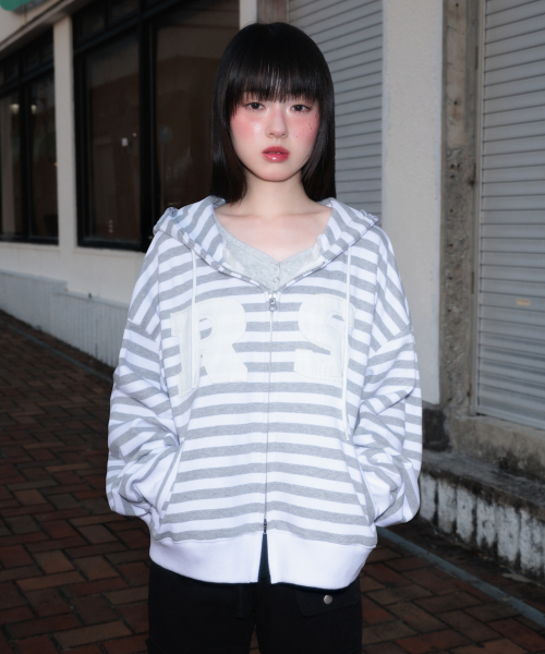 ROSEFRANTZ（ロゼフランツ）の「Patch Stripe Hood Zip-Up [Ivory]（パーカー・レディース・アイボリー・OS）」の7枚目の写真