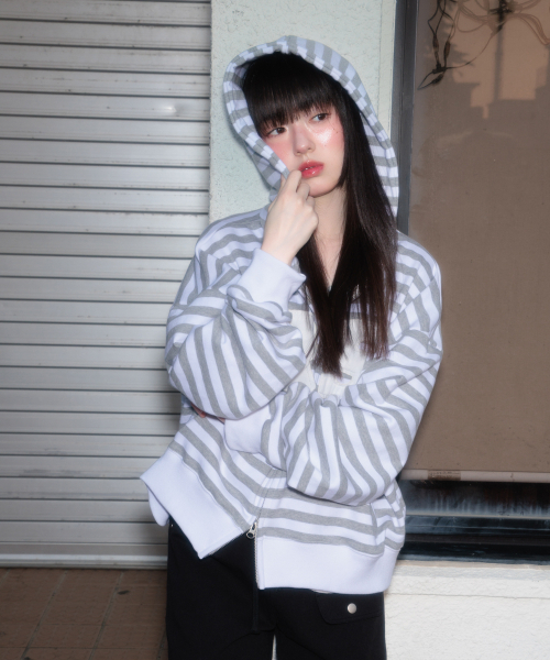 ROSEFRANTZ（ロゼフランツ）の「Patch Stripe Hood Zip-Up [Ivory]（パーカー・レディース・アイボリー・OS）」の11枚目の写真