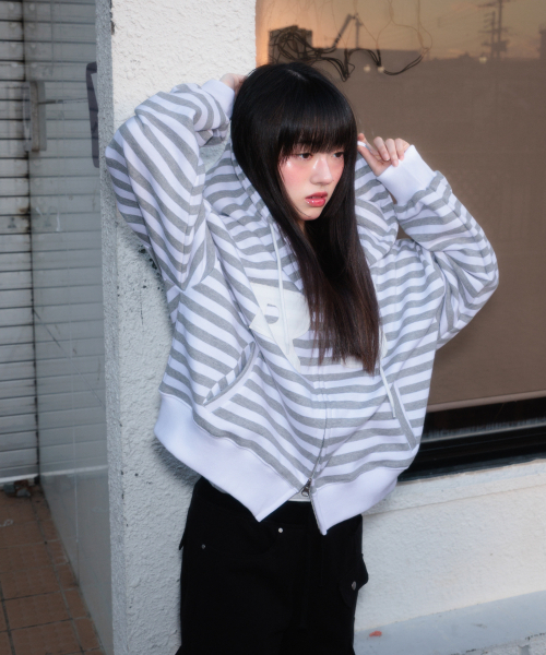 ROSEFRANTZ（ロゼフランツ）の「Patch Stripe Hood Zip-Up [Ivory]（パーカー・レディース・アイボリー・OS）」の19枚目の写真