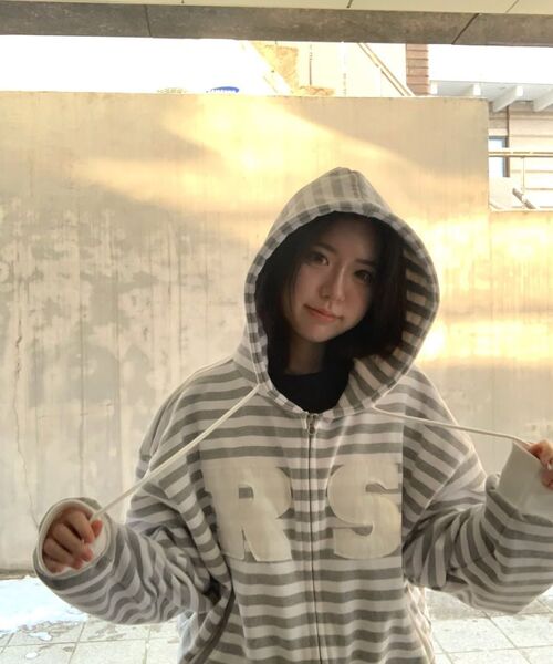 ROSEFRANTZ（ロゼフランツ）の「Patch Stripe Hood Zip-Up [Ivory]（パーカー・レディース・アイボリー・OS）」の18枚目の写真