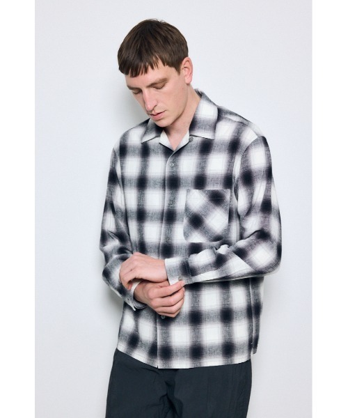 AZUL by moussy（アズールバイマウジー）の「フレンチリネンオンブレーチェックシャツ（シャツ/ブラウス・メンズ・ブラック系その他/ブラウン系その他/ホワイト系その他・LARGE/MEDIUM/SMALL）」の9枚目の写真
