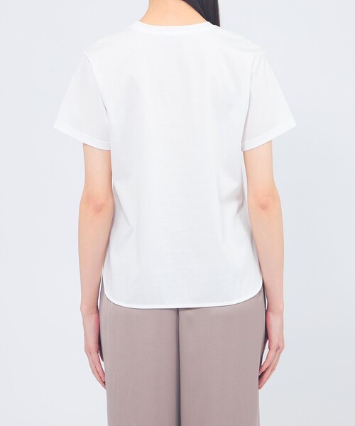 EPOCA(エポカ)の「ベーシックTシャツ(Tシャツ/カットソー・レディース・ブルー系その他7/オフホワイト/ブラック・40)」の9枚目の写真