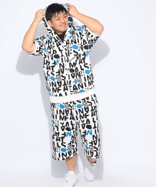 B&T CLUB（ビーティークラブ）の「パーカー 半袖 メンズ 大きいサイズ FAT ANIMALS クジラ総柄 フルジップ B＆T CLUB (ビーアンドティークラブ)（パーカー・メンズ・ブラック/ホワイト・X4(8L～9L)/X3(6L～7L)/X2(4L～5L)/X1(3L～4L)）」の7枚目の写真