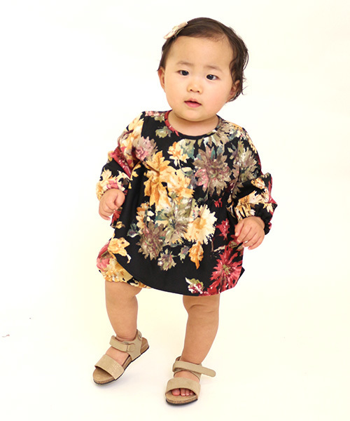 Omekashi（オメカシ）の「【Omekashi Baby】ぼかしフラワーブラウス（シャツ/ブラウス・キッズ・ブラック/ネイビー・80～90）」の3枚目の写真