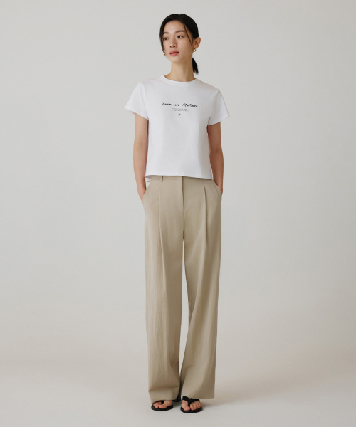 SIYAZU(シヤジュ)の「SITP5266 ミニマルフォント半袖Tシャツ_ホワイト(Tシャツ/カットソー・レディース・ホワイト・ONE)」の4枚目の写真