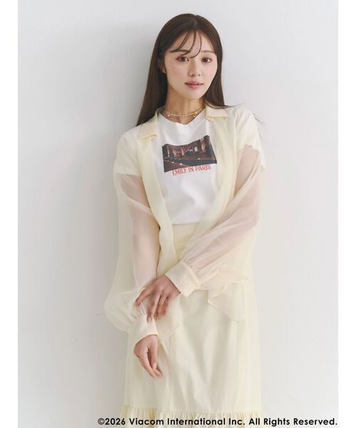MERCURYDUO(マーキュリーデュオ)の「【EMILY IN PARISコラボ】グラフィックロゴTシャツ(Tシャツ/カットソー・レディース・オフホワイト・FREE)」の7枚目の写真