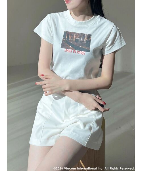 MERCURYDUO(マーキュリーデュオ)の「【EMILY IN PARISコラボ】グラフィックロゴTシャツ(Tシャツ/カットソー・レディース・オフホワイト・FREE)」の14枚目の写真