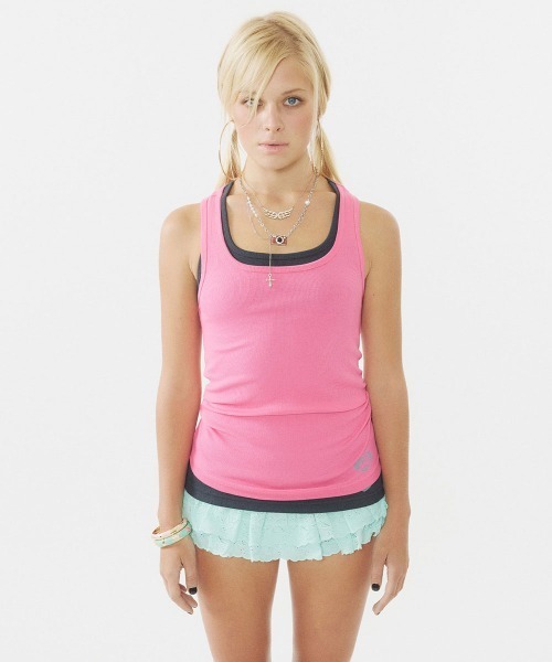 SCULPTOR(スカルプター)の「Razorback Tank Top(タンクトップ・レディース・ピンク/チャコールグレー/ミント・LARGE/MEDIUM/SMALL)」の3枚目の写真