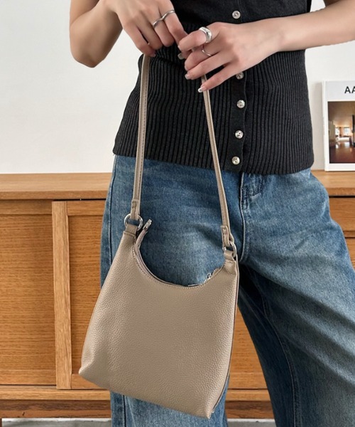 Eclat one(エクラワン)の「【Eclat one】スリム ミニマル ワンショルダー バッグ(ショルダーバッグ・レディース・イエロー/ベージュ/ブラック・FREE)」の11枚目の写真