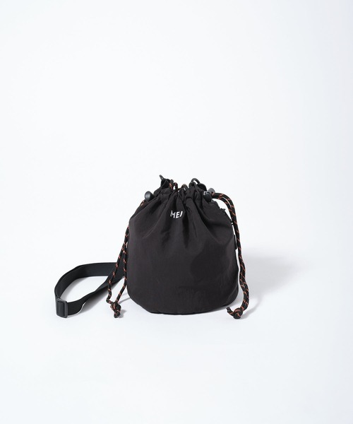 MEI(メイ)の「【MEI / メイ 】BOTTLE SHOULDER / ボトルショルダー(ショルダーバッグ・レディース・ブラック/ベージュ/ライトグレー・FREE)」の2枚目の写真
