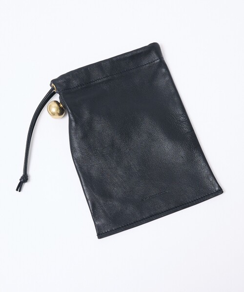 ED ROBERT JUDSON（エドロバートジャドソン）の「【ED ROBERT JUDSON / エドロバートジャドソン】BRASS BALL BAG / ブラス ボール バッグ / レザー / 巾着式 / ユニセックス（ボディバッグ/ウエストポーチ・メンズ・ブラック・フリー）」の2枚目の写真