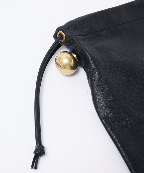 ED ROBERT JUDSON（エドロバートジャドソン）の「【ED ROBERT JUDSON / エドロバートジャドソン】BRASS BALL BAG / ブラス ボール バッグ / レザー / 巾着式 / ユニセックス（ボディバッグ/ウエストポーチ・メンズ・ブラック・フリー）」の3枚目の写真