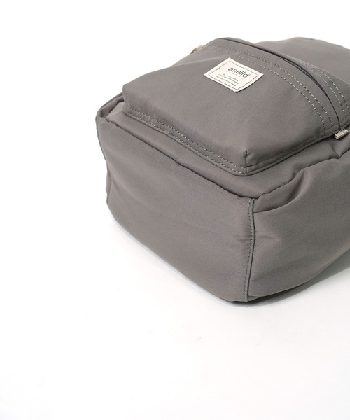 anello GRANDE（アネログランデ）の「"02"≪anello GRANDE≫motte/モッテ 5ポケット/7L もちっとハンドル ラウンド ミニリュック（バックパック/リュック・レディース・ブラック/ブルーグレー/グレー/サンドベージュ・ONE SIZE）」の16枚目の写真