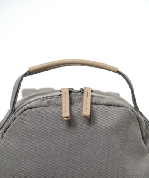anello GRANDE（アネログランデ）の「"02"≪anello GRANDE≫motte/モッテ 5ポケット/7L もちっとハンドル ラウンド ミニリュック（バックパック/リュック・レディース・ブラック/ブルーグレー/グレー/サンドベージュ・ONE SIZE）」の17枚目の写真