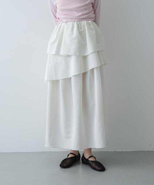 SENSE OF PLACE by URBAN RESEARCH（センスオブプレイスバイアーバンリサーチ）の「タックボリュームティアードスカート（スカート・レディース・ブラック/アイボリー・ONE）」の11枚目の写真