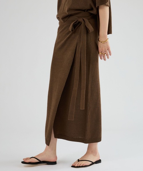 Chaos(カオス)の「Chaos(カオス)/ マーレラップスカート 【セットアップ可】(スカート・レディース・ネイビー/モカ・FREE)」の4枚目の写真